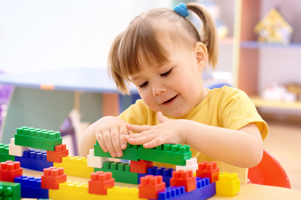 keep kids busy during the Dubai Corona lockdown