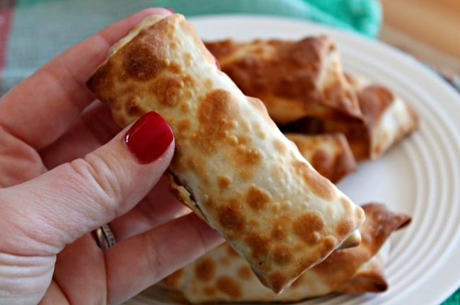 Breakfast Egg Rolls in an Air Fryer